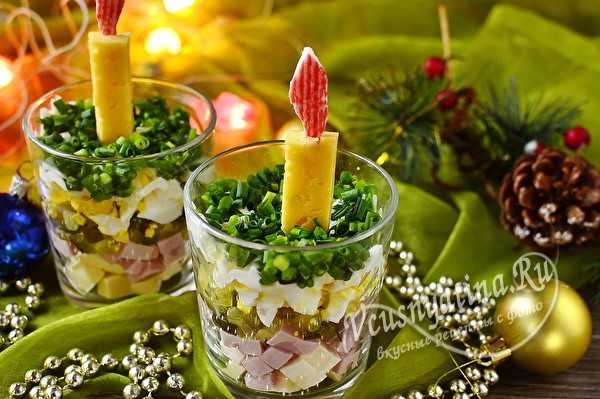 
			Праздничный салат «Рождественская свеча – простой и вкусный		