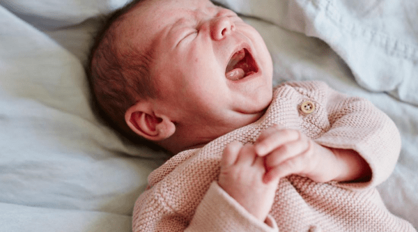 Причины, согласно которым дети могут кричать и плакать во сне