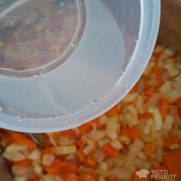Рецепт: Кабачковая икра на зиму - Лёгкий рецепт кабачковой икры без помидоров, нарезка кусочками, стерилизованная.